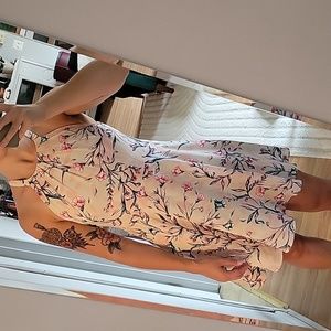 Express, size 6, multi color